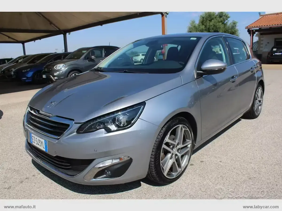 Usata Peugeot 308 GT-line 120 CV (88 kW) 2015 Grigio Berlina