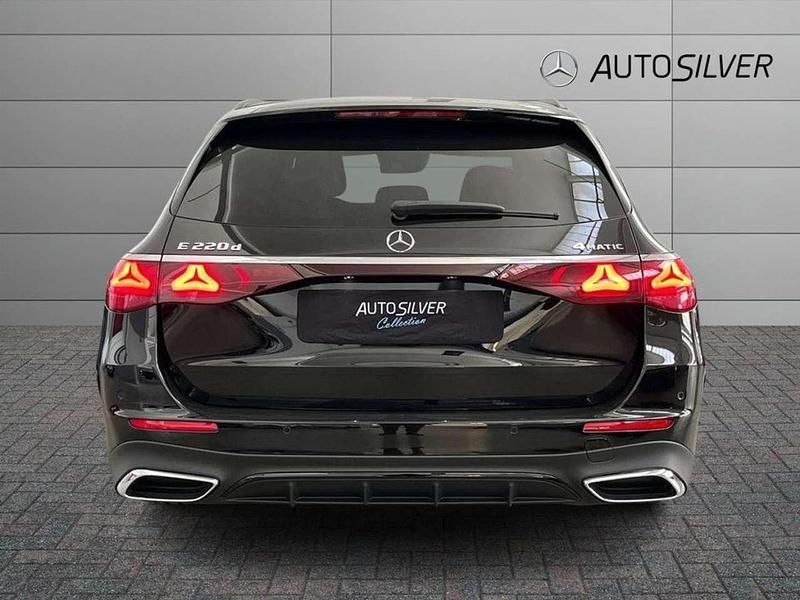 Neu Mercedes E220 AMG Line Premium 197 PS (144 kW) 2026 Schwarz Kombi
