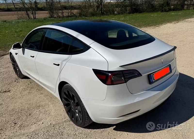 Usata Tesla Model 3 Performance 461 kW (627 CV) 2023 Bianco Berlina