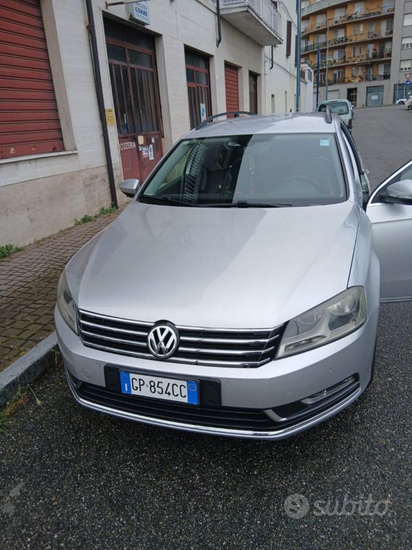 Usata VW Passat 140 CV (102 kW) 2013 Grigio Station wagon