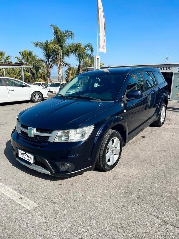 Blu/azzurro Usata 2011 Fiat Freemont Urban SUV | 6500 € (Cara) - Immagine 1/4