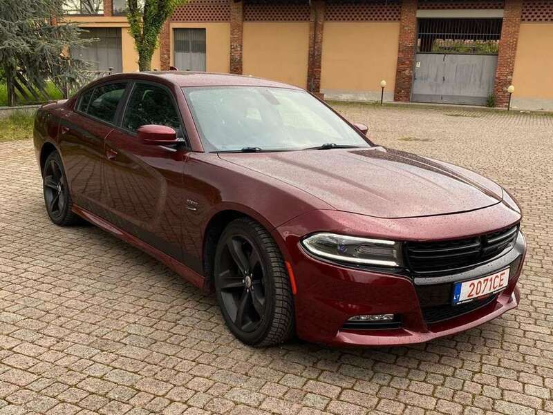 Bordeaux Usata 2017 Dodge Charger Tre volumi | 30.000 € - Immagine 1/4