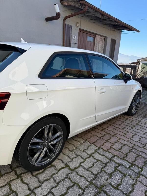 Usata Audi A3 116 CV (85 kW) 2017 Utilitaria