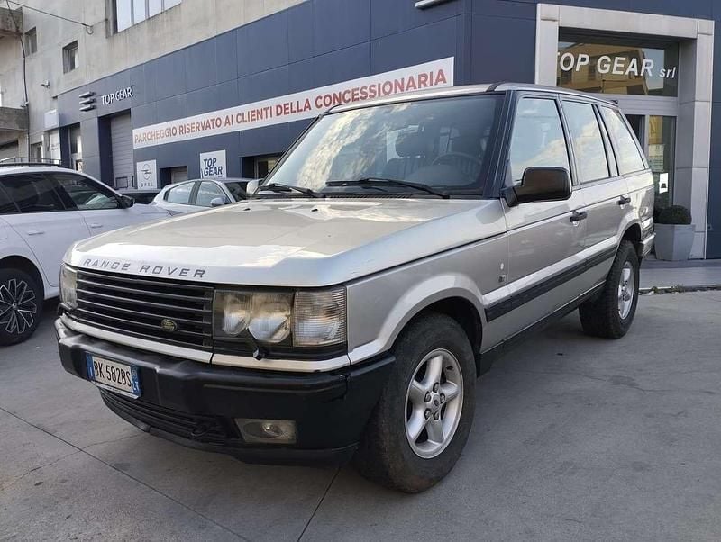 Usata Land Rover Range Rover 136 CV (100 kW) 2000 Grigio SUV