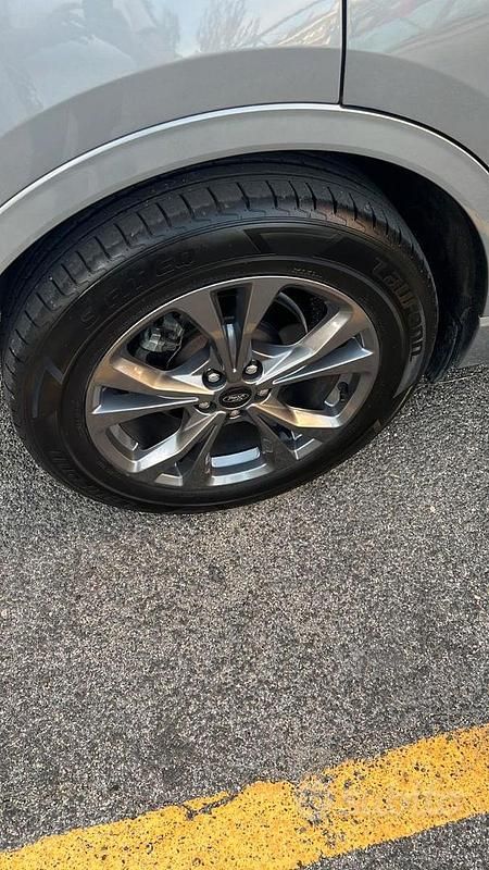 Usata Ford Kuga ST-Line 120 CV (88 kW) 2022 Grigio SUV