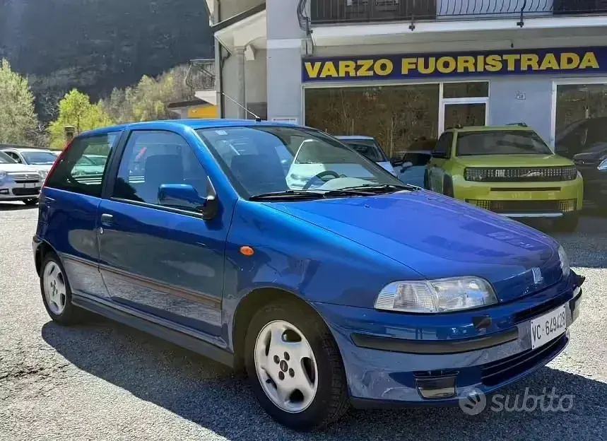 Usata Fiat Punto 133 CV (97 kW) 1994 Berlina