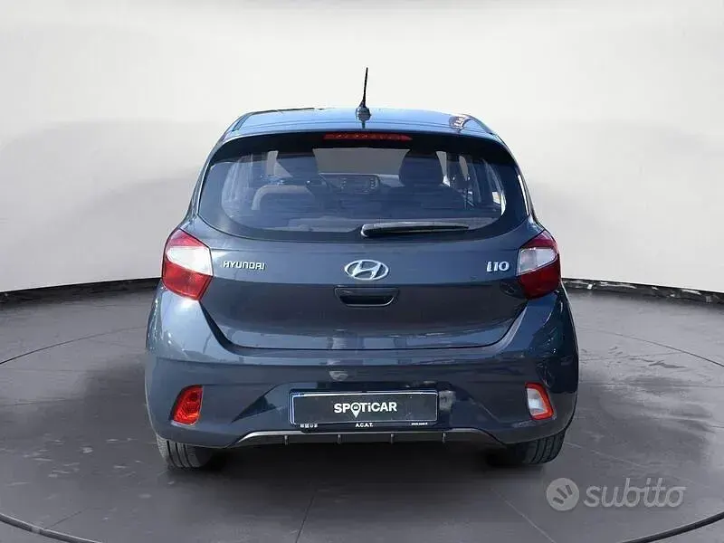 Usata Hyundai i10 Advanced 67 CV (49 kW) 2022 Grigio Utilitaria