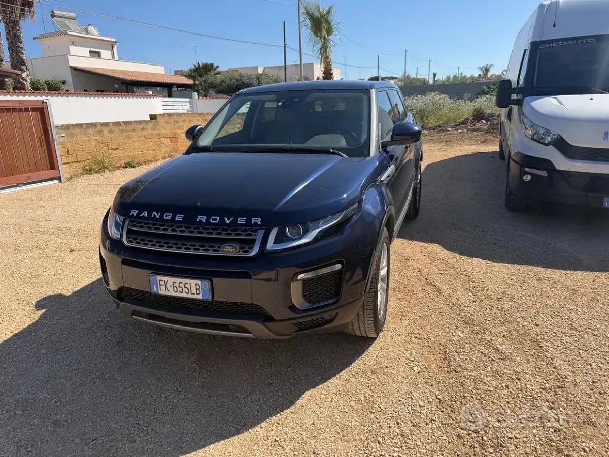 Begagnad Land Rover Range Rover evoque HSE 180 HK (132 kW) 2017 Blå Sportkupé