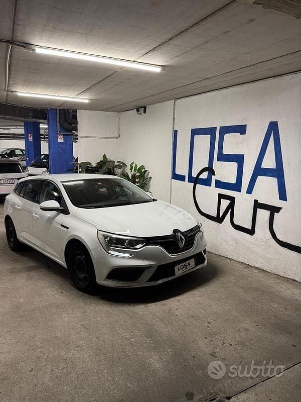 Usata Renault Mégane GrandTour Business 101 CV (74 kW) 2017 Bianco Station wagon