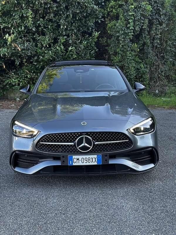 Grigio Usata 2023 Mercedes C220 Premium Tre volumi | 48.000 € (Cara) - Immagine 1/4