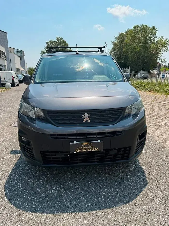 Usata Peugeot Partner S 99 CV (72 kW) 2018 Grigio Monovolume