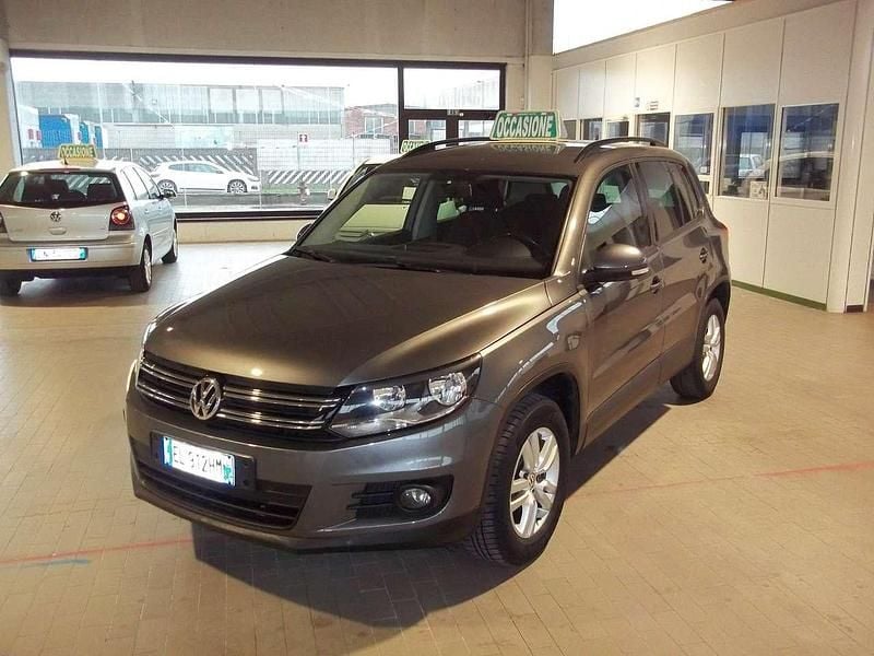 Grigio Usata 2012 VW Tiguan Trendline SUV | 8950 € (Buon prezzo) - Immagine 1/4