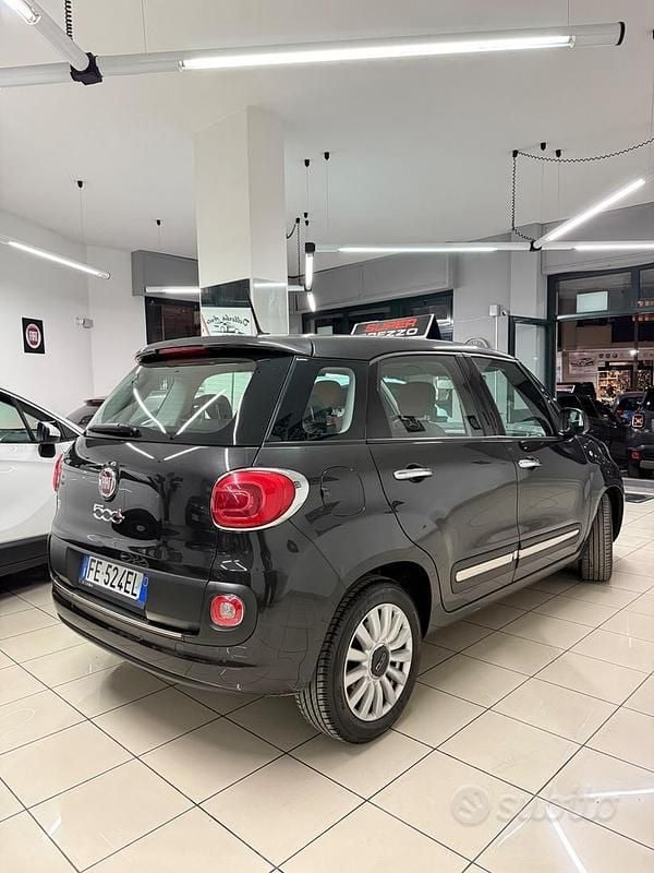 Usata Fiat 500L Lounge 120 CV (88 kW) 2016 Grigio Monovolume