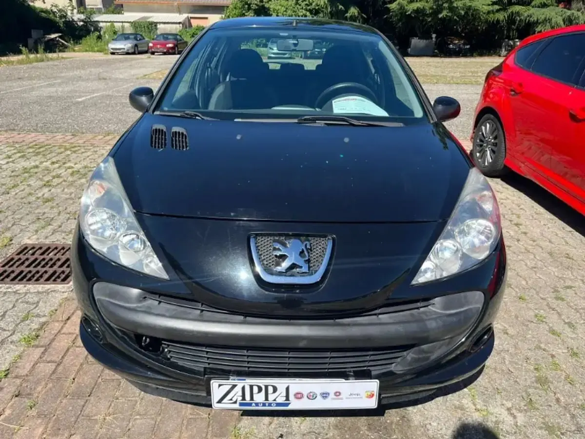 Usata Peugeot 206 60 CV (44 kW) 2010 Nero Berlina