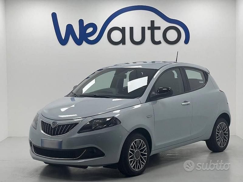 Usata Lancia Ypsilon Gold 69 CV (50 kW) 2023 Other Utilitaria