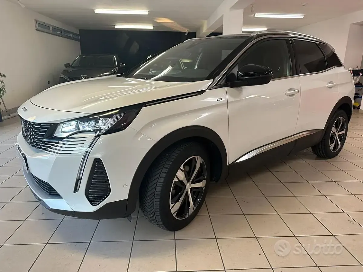 Usata Peugeot 3008 GTi 131 CV (96 kW) 2022 Bianco SUV