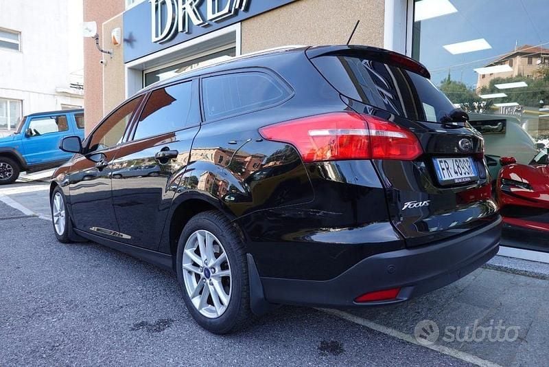 Begagnad Ford Focus 120 HK (88 kW) 2018 Svart Kombi