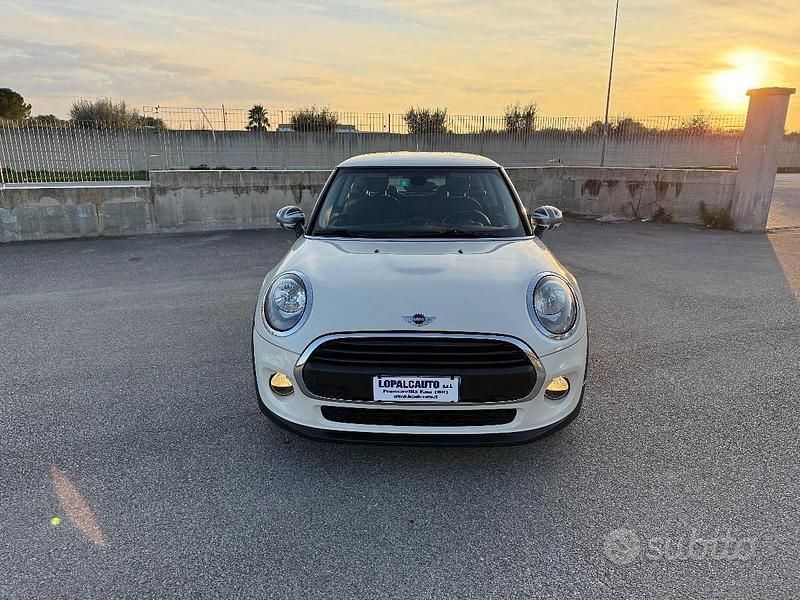Beige Usata 2016 Mini One D Business Due volumi | 9700 € (Ottimo prezzo) - Immagine 1/4