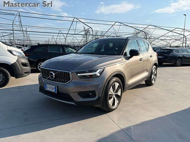 Usata Volvo XC40 Inscription 179 CV (131 kW) 2021 Argento SUV