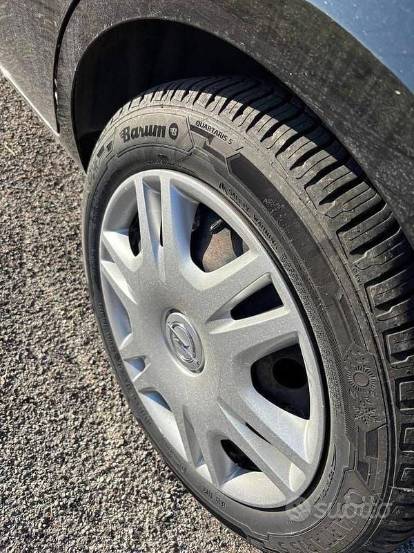 Usata Opel Corsa 90 CV (66 kW) 2019 Nero Berlina