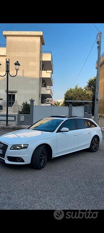 Bianco Usata 2010 Audi A4 S-Line Station wagon | 7500 € (Buon prezzo) - Immagine 1/4