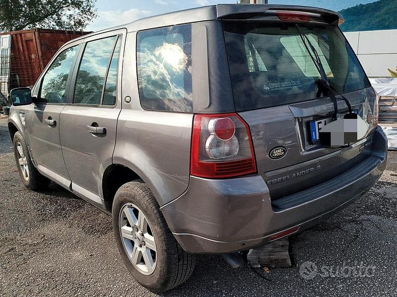 Usata Land Rover Freelander 2 160 CV (117 kW) 2010 Grigio SUV