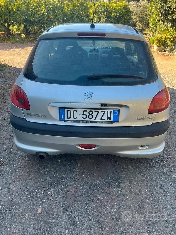 Usata Peugeot 206 68 CV (50 kW) 2006 Grigio Berlina