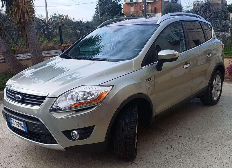 Usata Ford Kuga Titanium 136 CV (100 kW) 2009 SUV