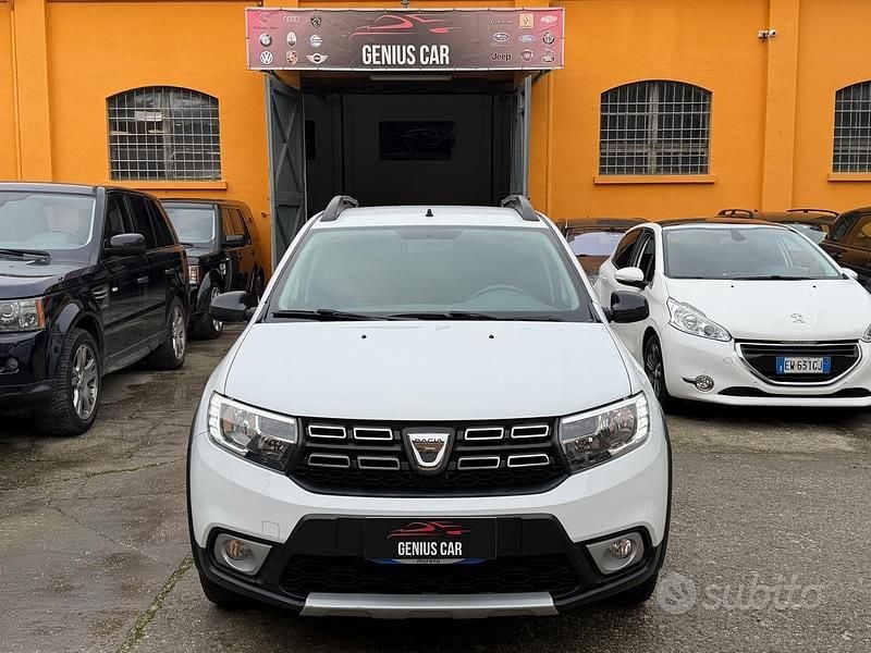 Usata Dacia Sandero Stepway 90 CV (66 kW) 2018 Bianco SUV