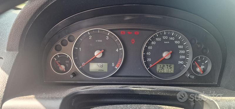 Usata Ford Mondeo 2005 Blu Berlina