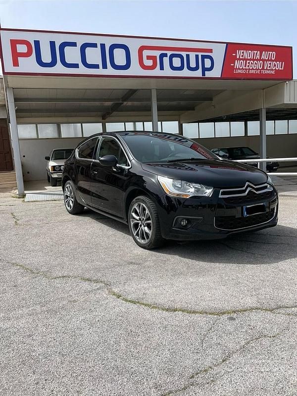 Usata DS Automobiles DS4 Chic 114 CV (83 kW) 2014 Nero Berlina
