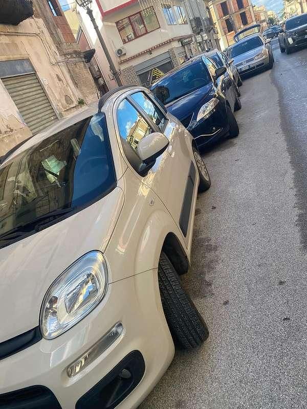 Usata Fiat Panda Easy 69 CV (50 kW) 2015 Utilitaria