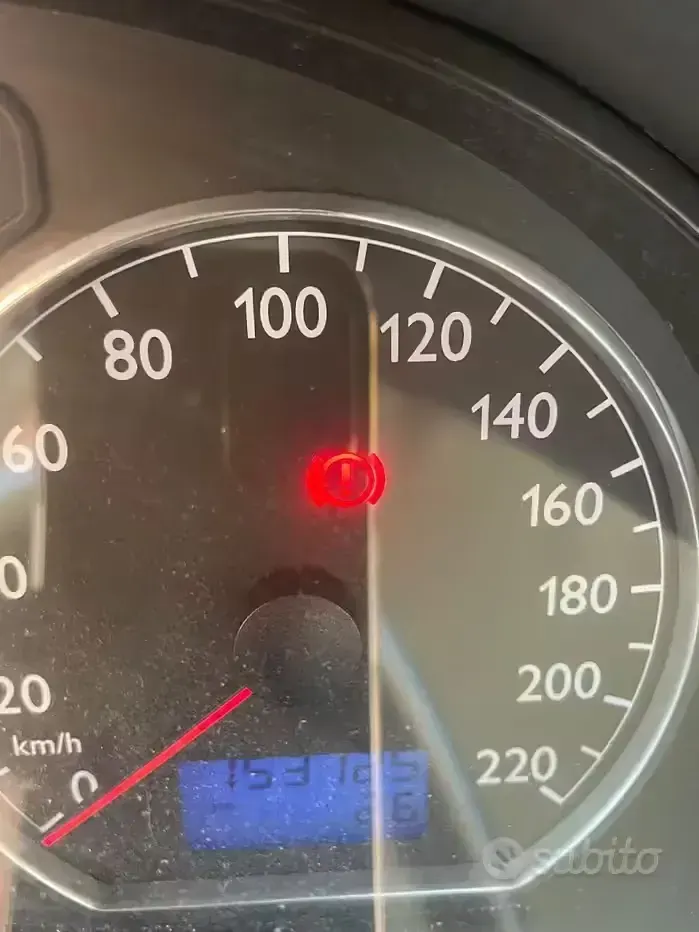Usata VW Polo Highline 101 CV (74 kW) 2004 Grigio Utilitaria