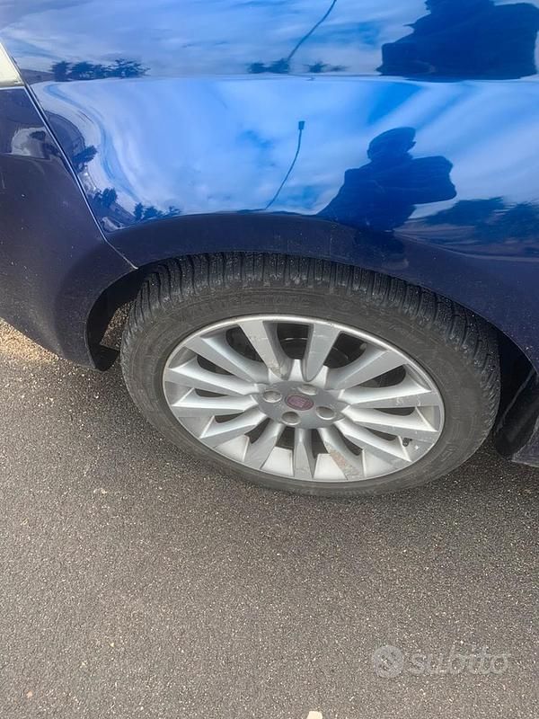 Usata Fiat Bravo 120 CV (88 kW) 2007 Blu Utilitaria