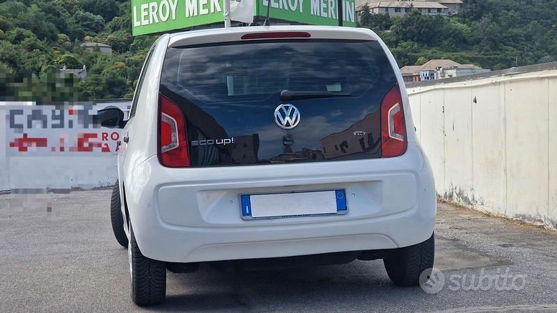 Usata VW up! Move 67 CV (49 kW) 2016 Bianco Utilitaria