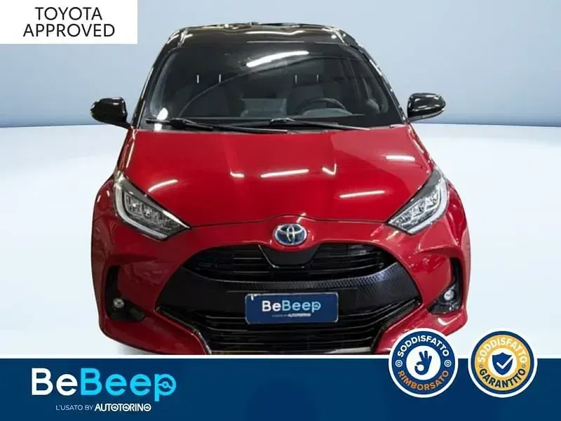 Usata Toyota Yaris Style 92 CV (67 kW) 2022 Rosso metallizzato Utilitaria