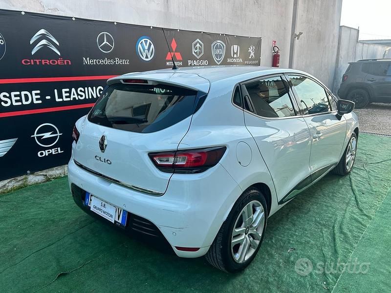 Usata Renault Clio IV Zen 75 CV (55 kW) 2019 Bianco Berlina