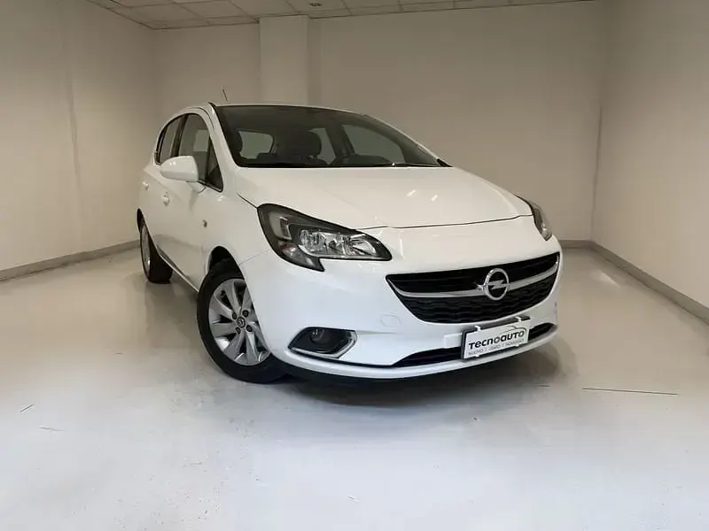 Usata Opel Corsa Cosmo 75 CV (55 kW) 2016 Bianco Utilitaria