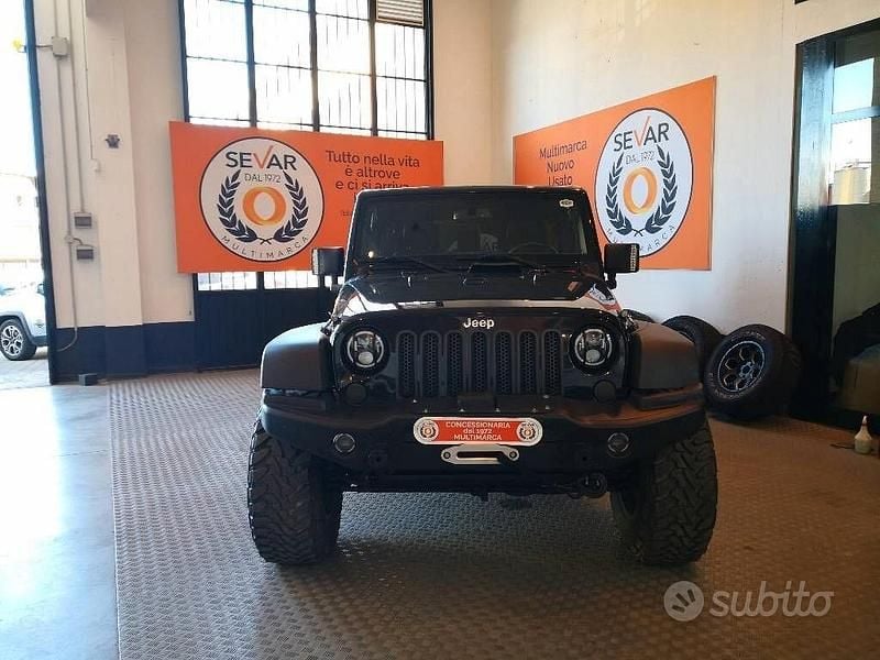 Usata Jeep Wrangler Unlimited Sahara 200 CV (147 kW) 2015 Nero SUV
