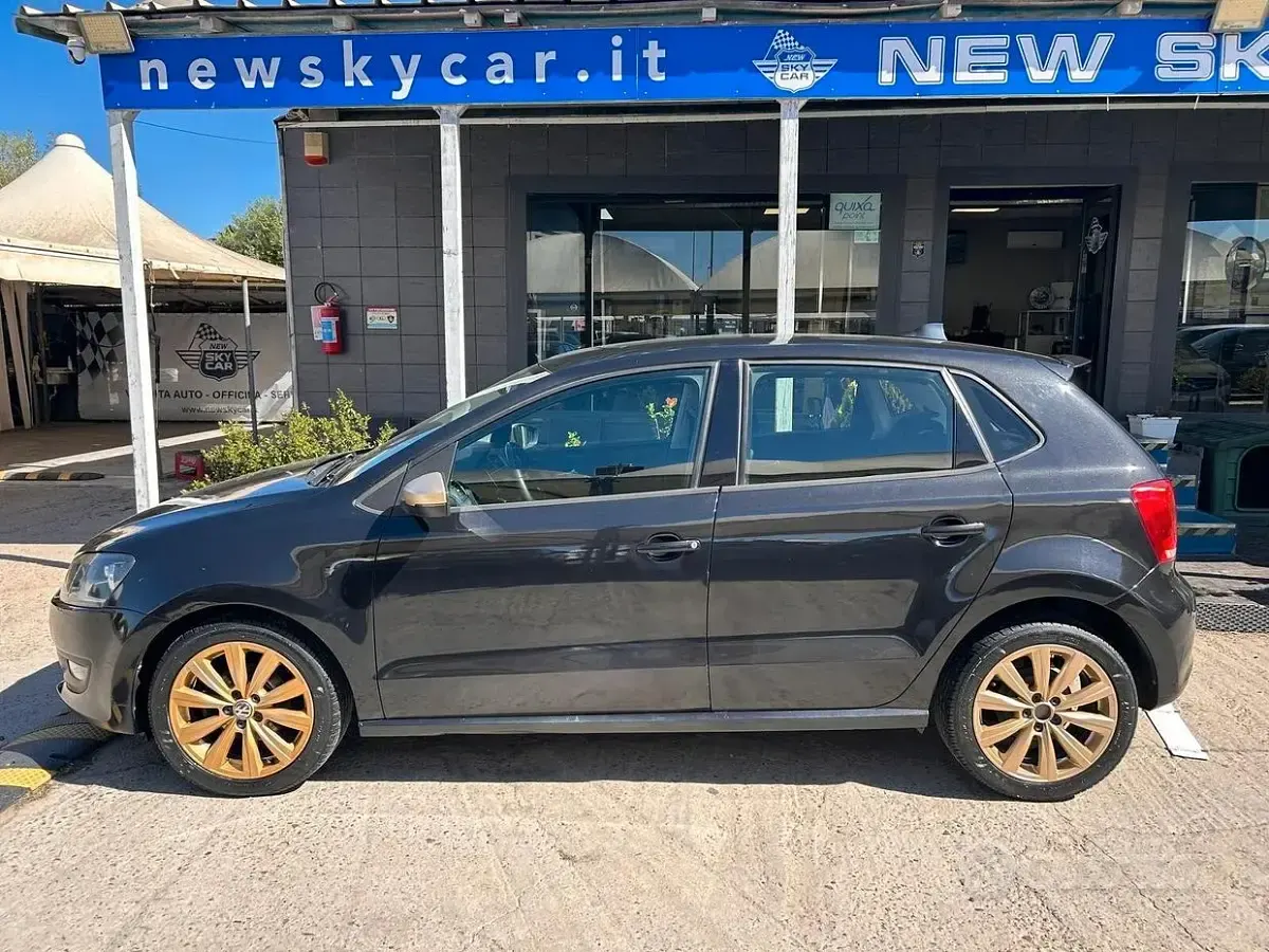Usata VW Polo Comfortline 69 CV (50 kW) 2012 Nero Utilitaria