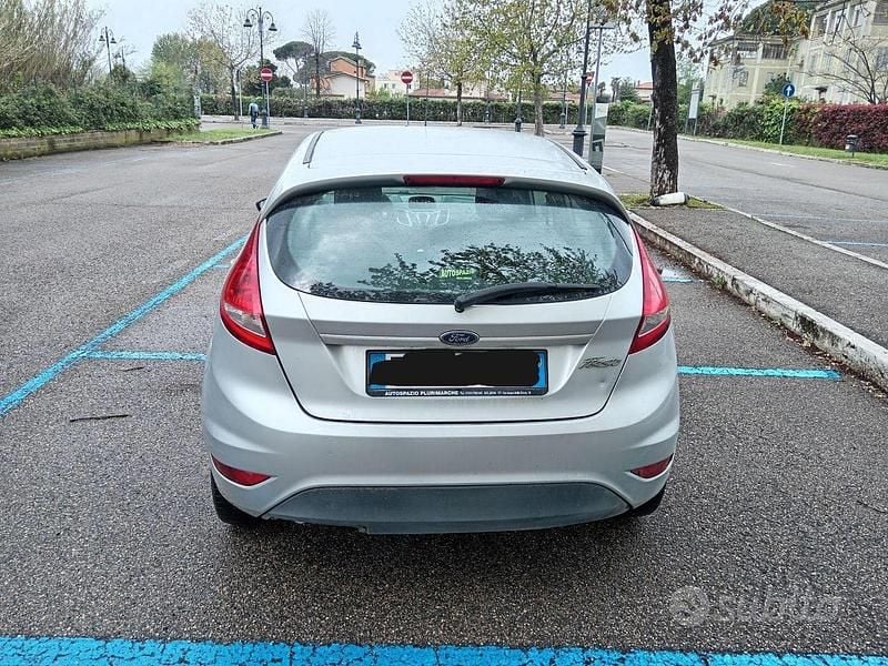 Usata Ford Fiesta 82 CV (60 kW) 2010 Utilitaria