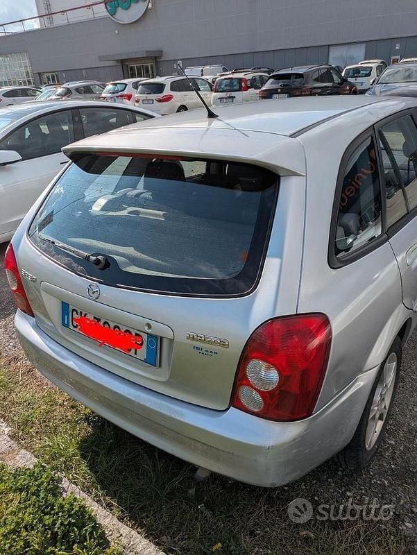 Usata Mazda 323F 2003 Grigio Station wagon