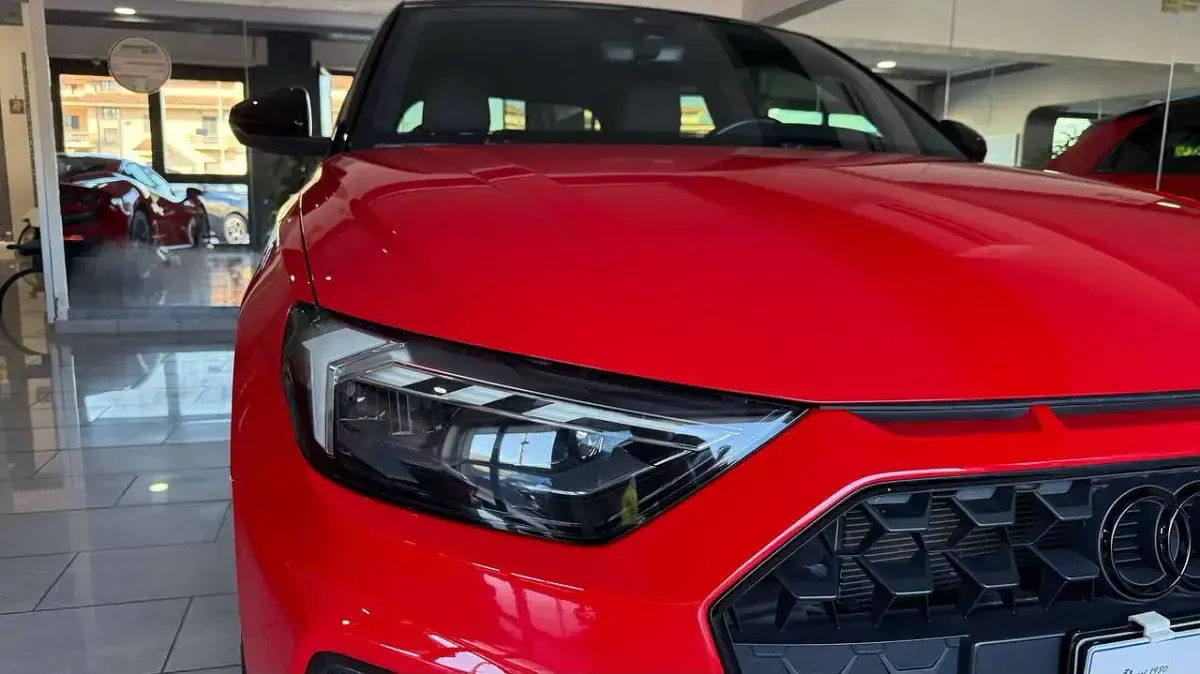 Usata Audi A1 Sportback S-Line 207 CV (152 kW) 2022 Tetto nero lucido Utilitaria