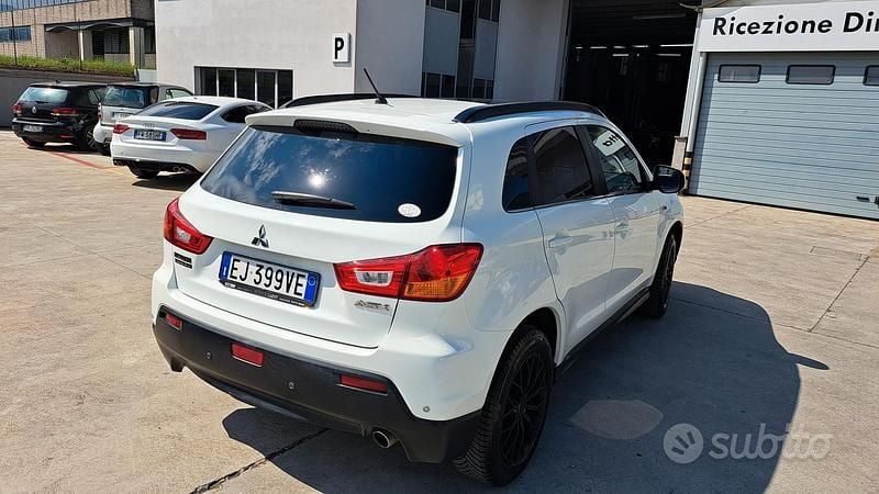 Usata Mitsubishi ASX Intense 150 CV (110 kW) 2011 Bianco SUV