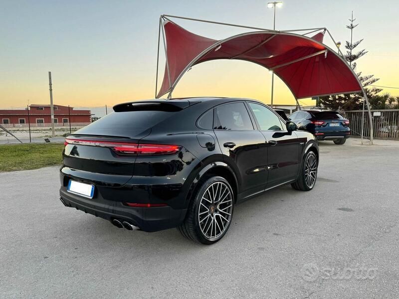 Usata Porsche Cayenne 340 CV (250 kW) 2019 Nero SUV