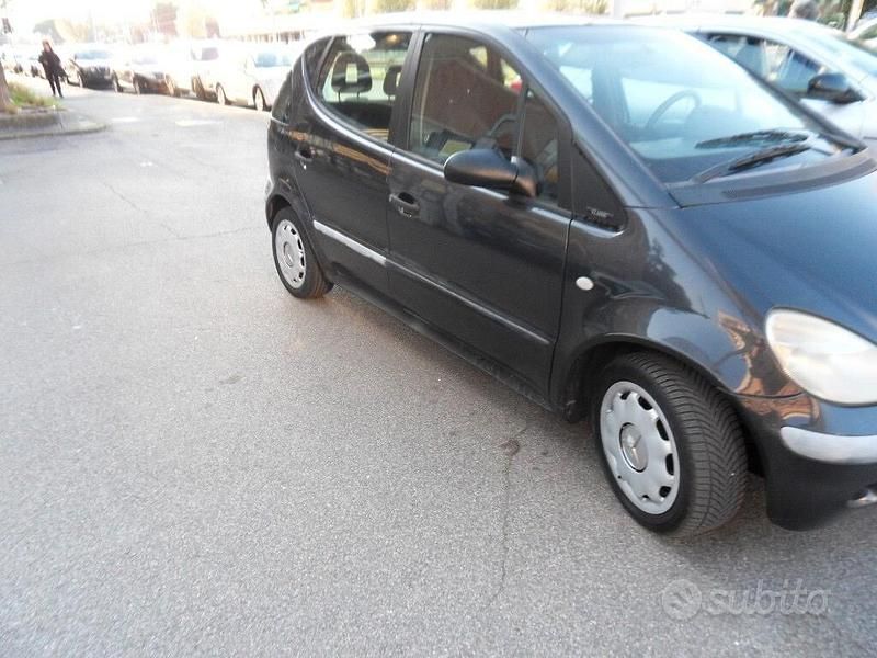 Usata Mercedes A140 Classic 81 CV (59 kW) 2001 Nero Berlina