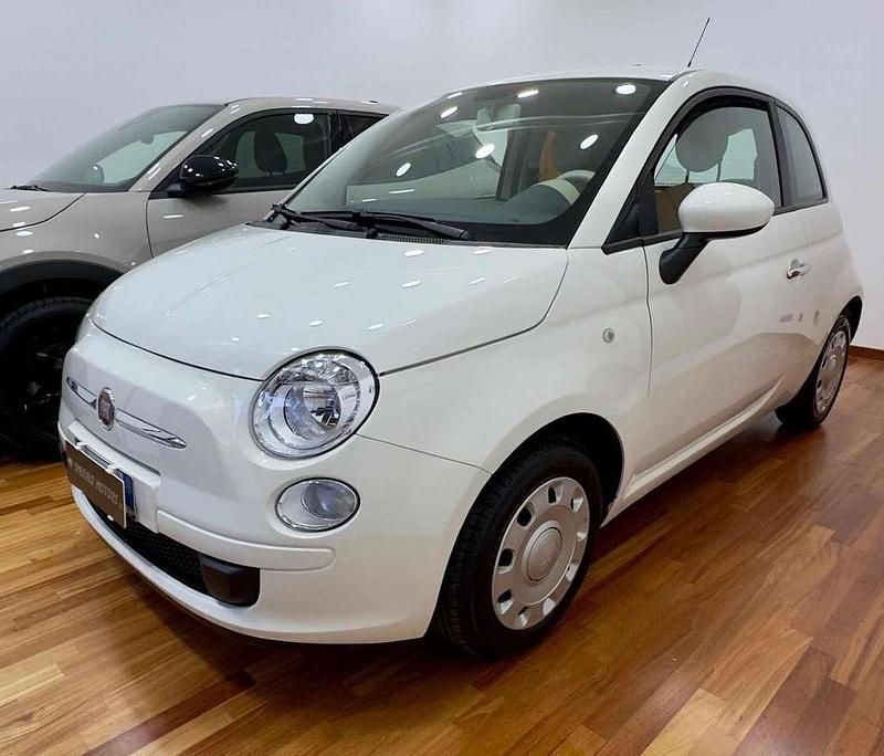 Usata Fiat 500 Pop 69 CV (50 kW) 2010 Bianco Utilitaria