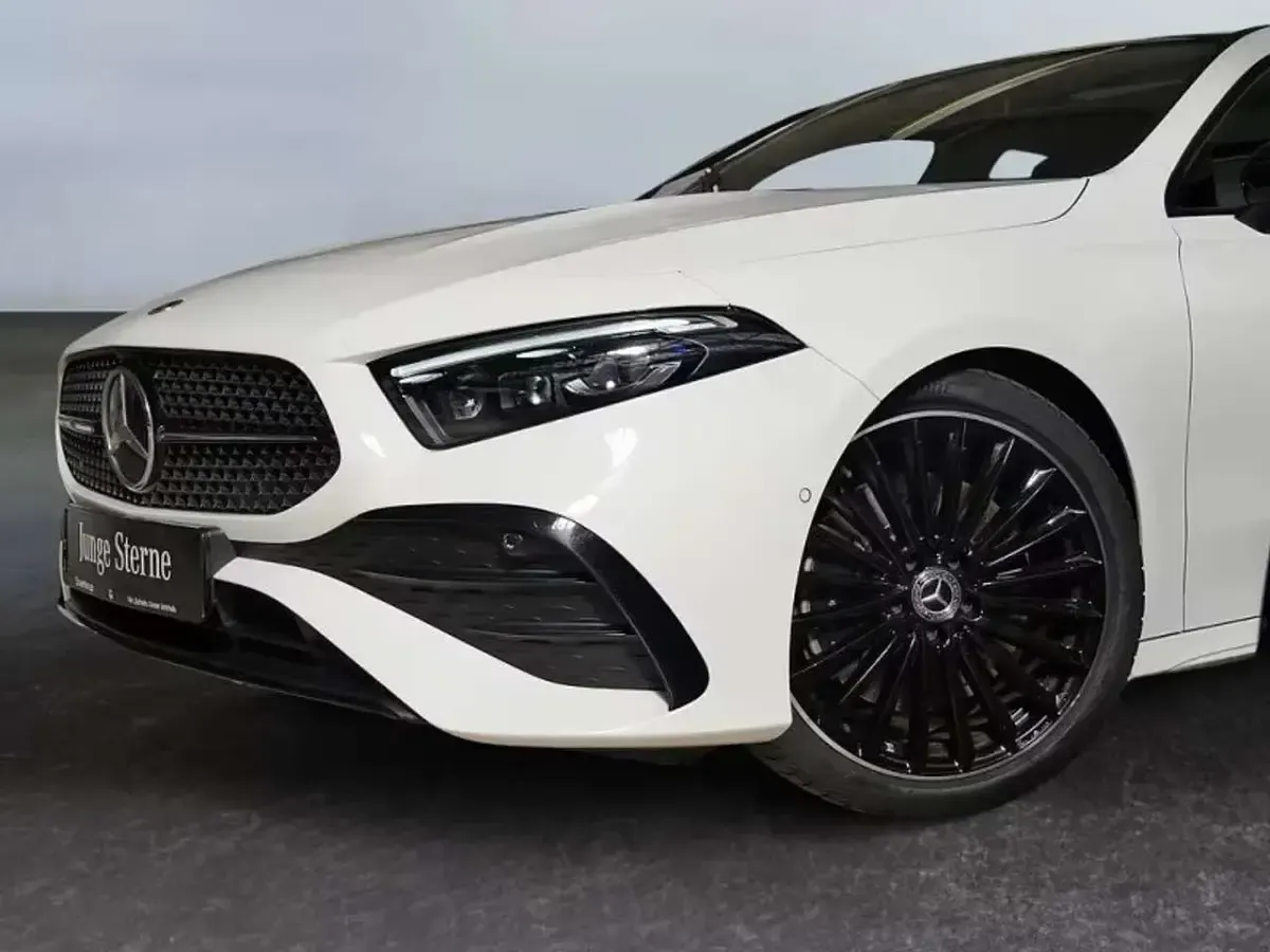 Usata Mercedes A250 Premium 224 CV (164 kW) 2023 Bianco Berlina