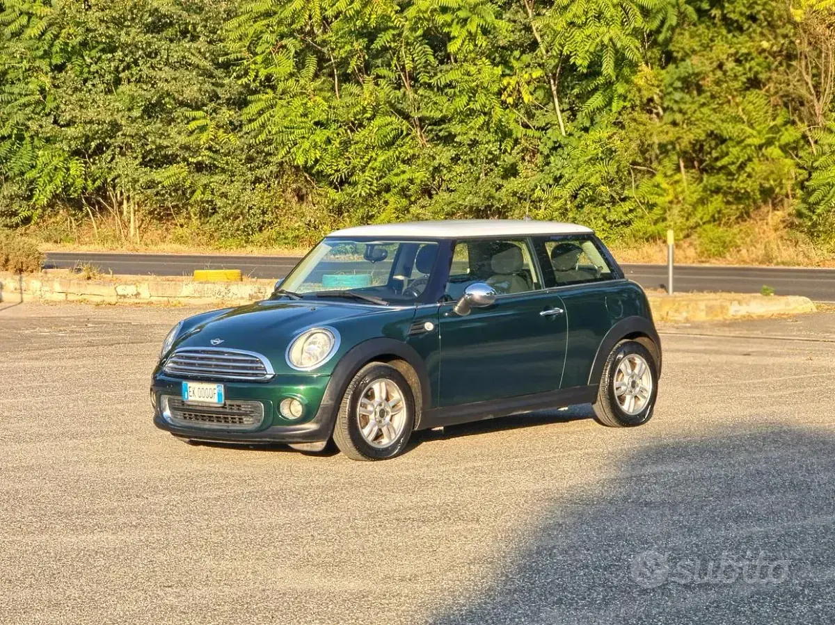 Usata Mini ONE 98 CV (72 kW) 2011 Verde Utilitaria