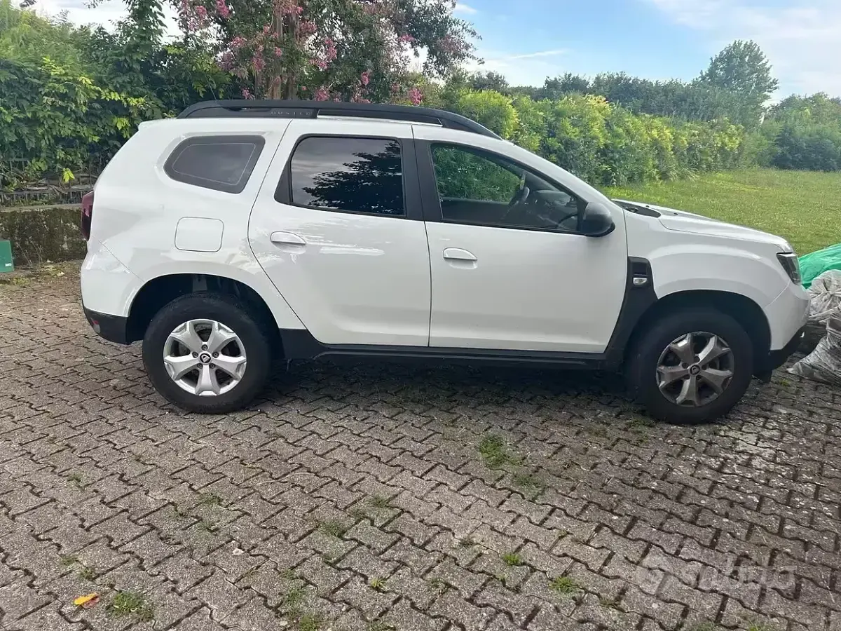 Usata Dacia Duster Comfort 116 CV (85 kW) 2020 Bianco SUV